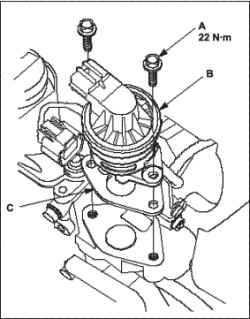 Снятие и установка трубы EGR (R18A)